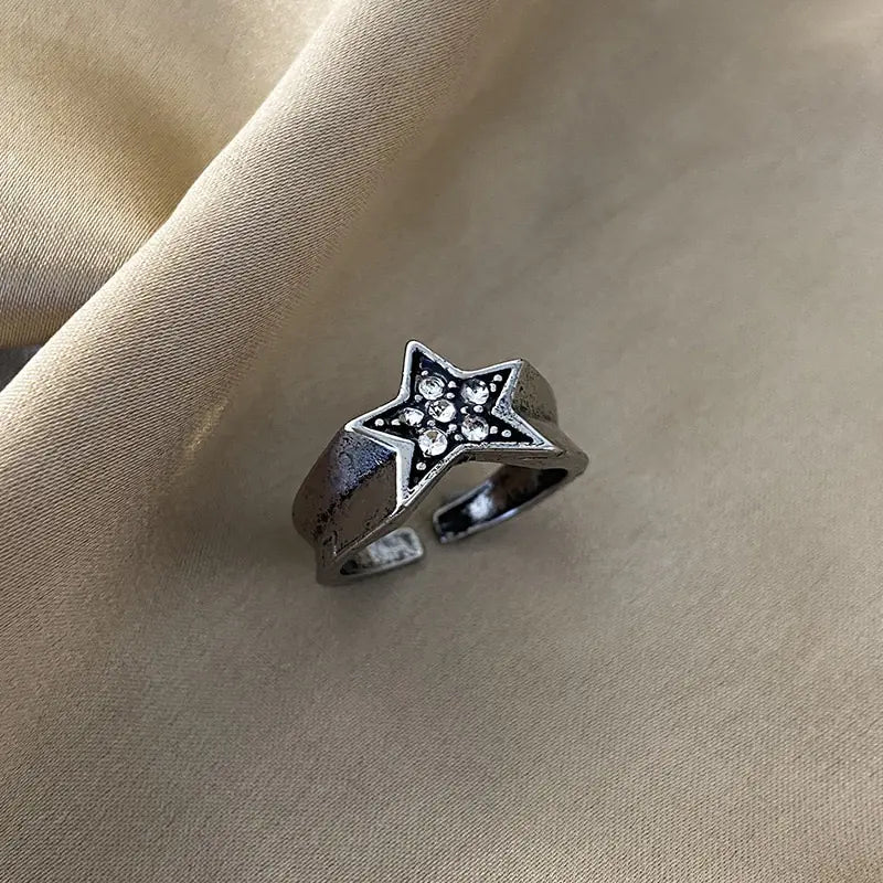 Shiny Rhinestone Pentagram Star Ring